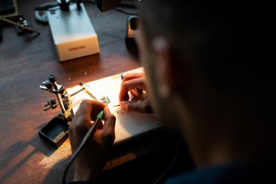 Elektronik-Kurse in Theorie und Praxis
